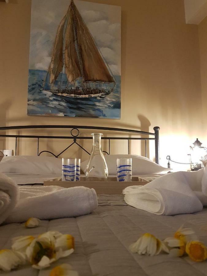 Kampanelia Village Suites Fira  Dış mekan fotoğraf