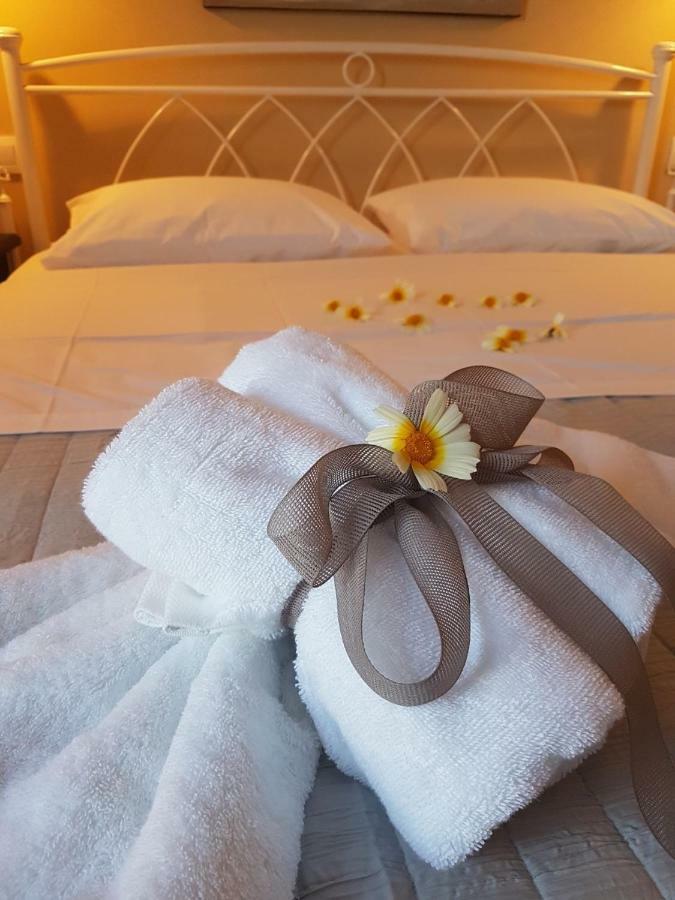 Kampanelia Village Suites Fira  Dış mekan fotoğraf
