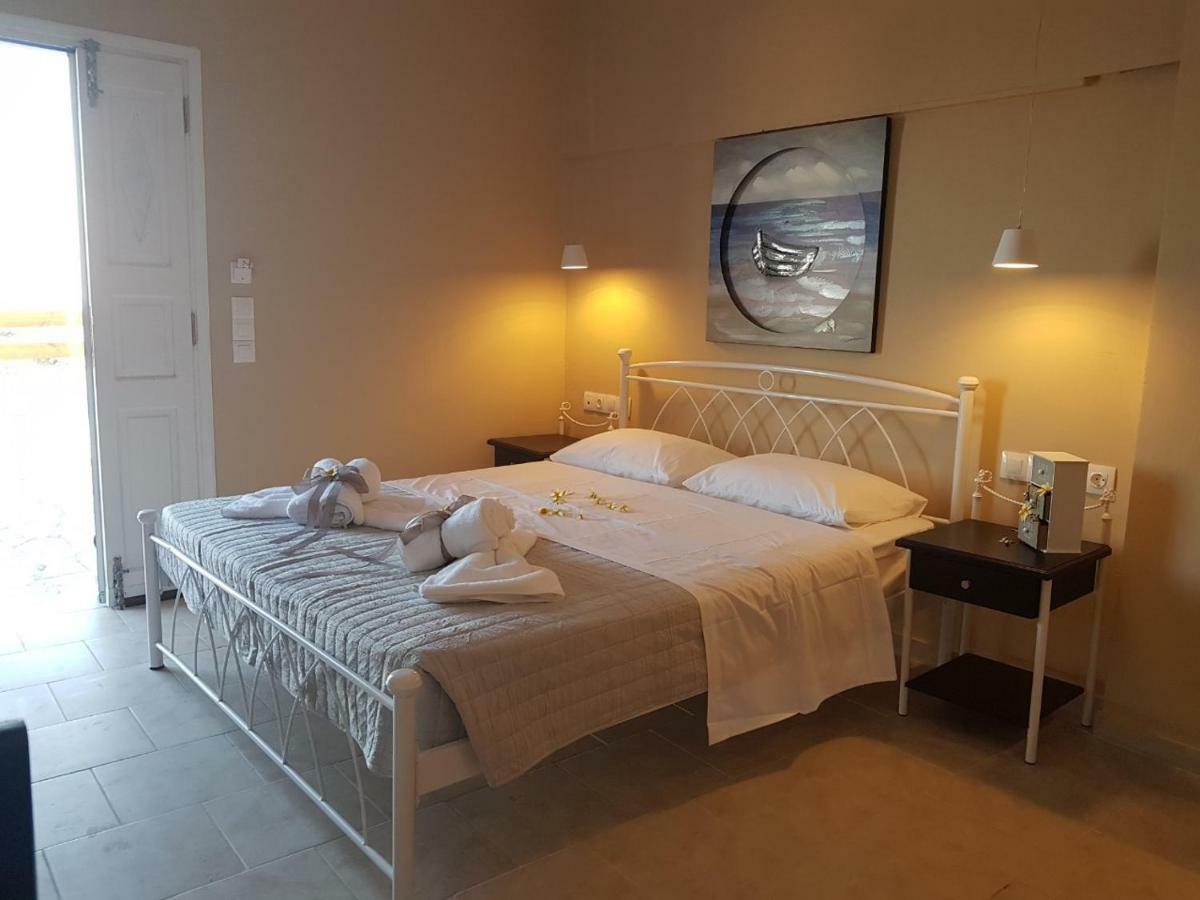 Kampanelia Village Suites Fira  Dış mekan fotoğraf