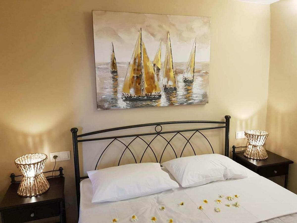 Kampanelia Village Suites Fira  Dış mekan fotoğraf