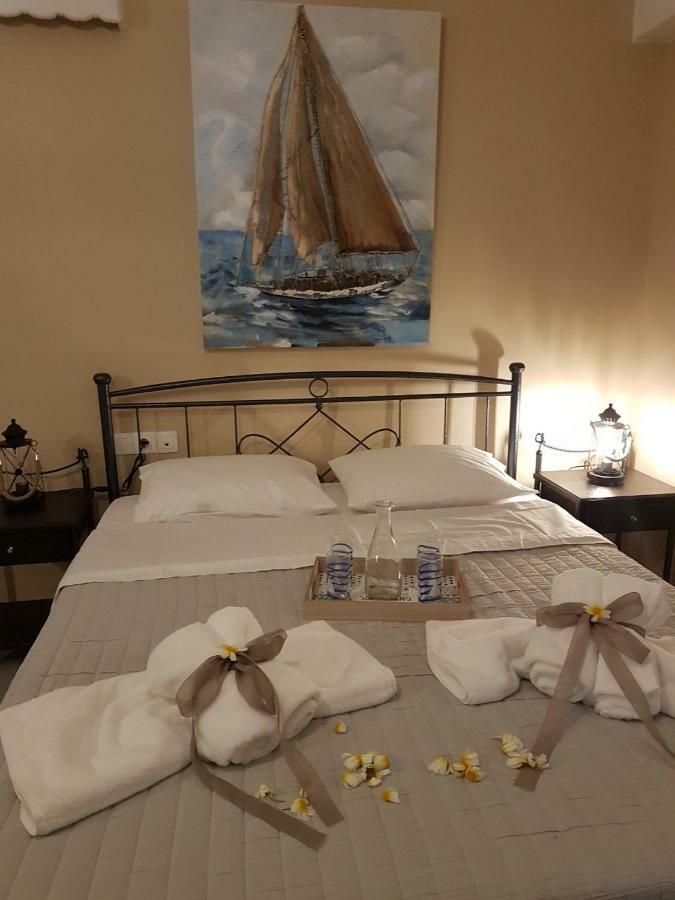 Kampanelia Village Suites Fira  Dış mekan fotoğraf