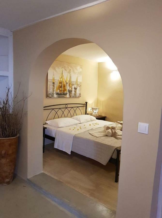 Kampanelia Village Suites Fira  Dış mekan fotoğraf